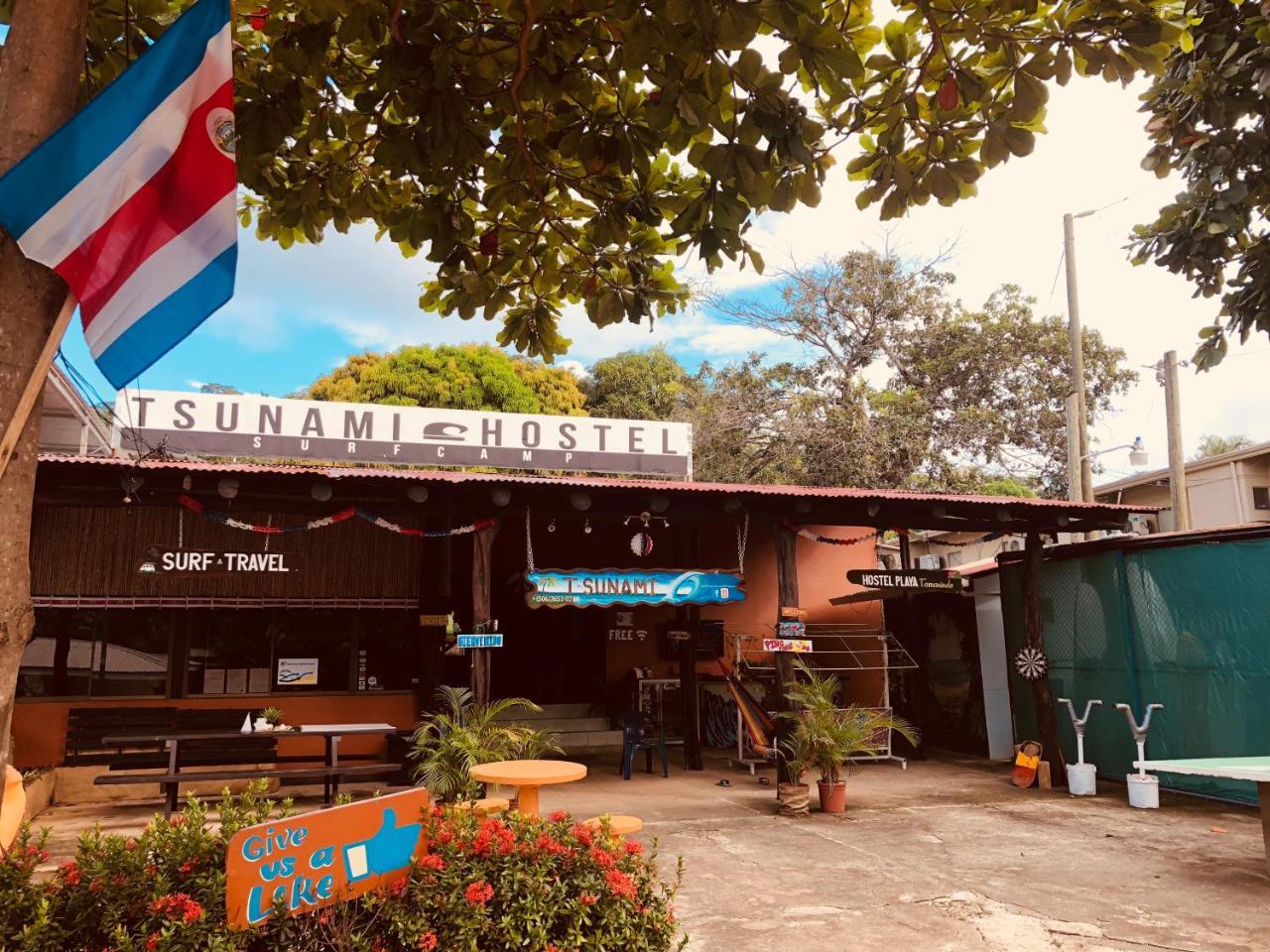 Tsunami Hostel Tamarindo Exterior foto